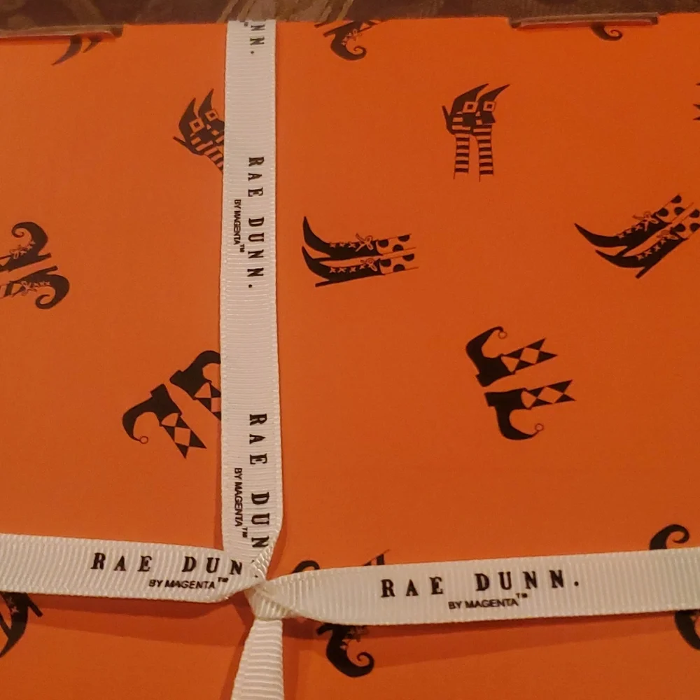 Rae dunn boxed new 4 awesome white black writing 4 gorgeous ceramic coasters - Picture 2 of 3